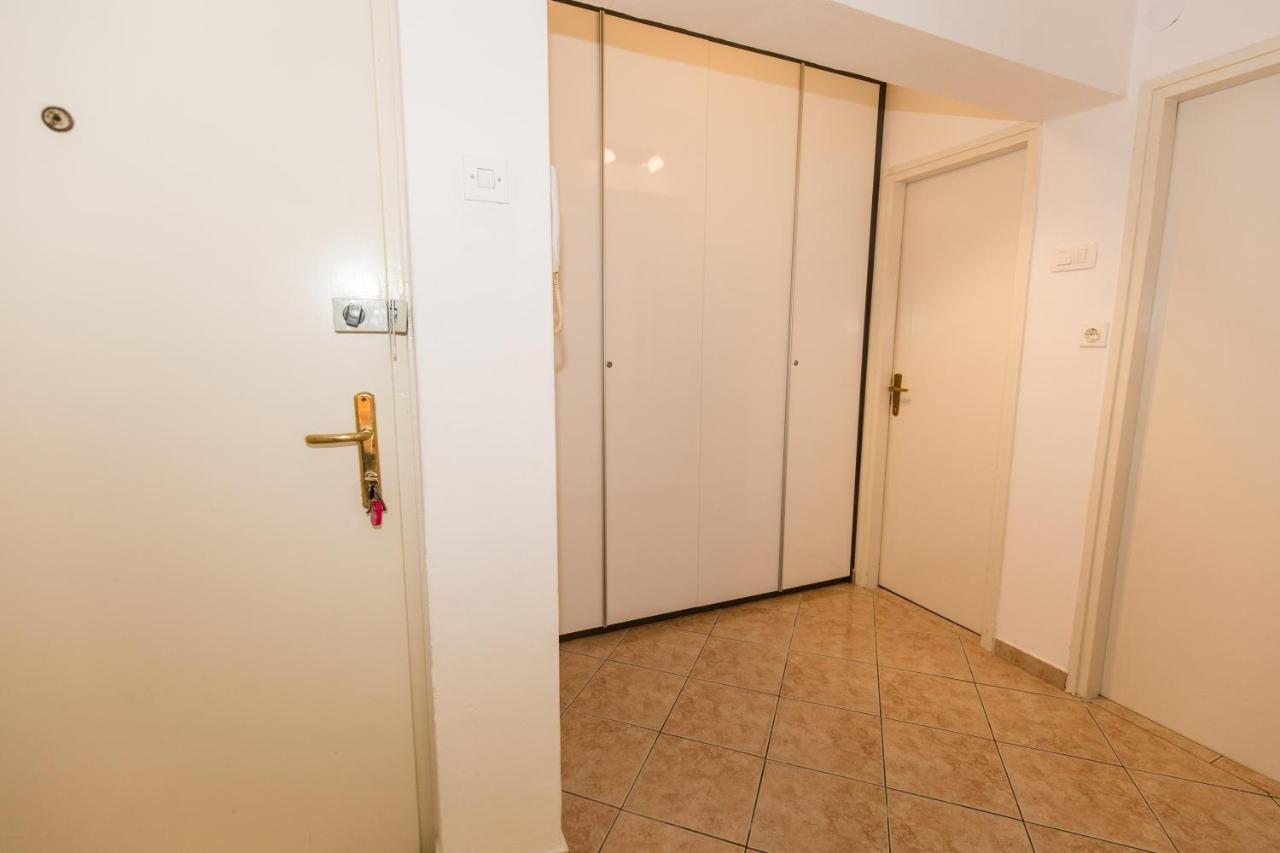 Apartman Magi ซาดาร์ ภายนอก รูปภาพ